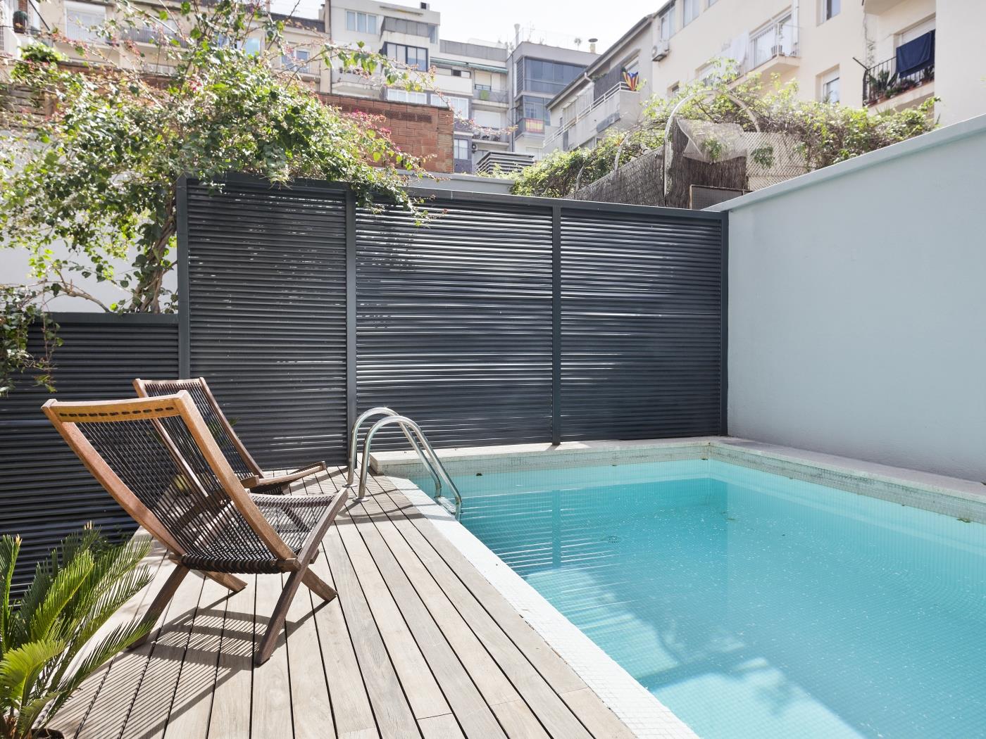دوبلكس حديث بحديقة خاصة وحمام سباحة - My Space Barcelona شقة