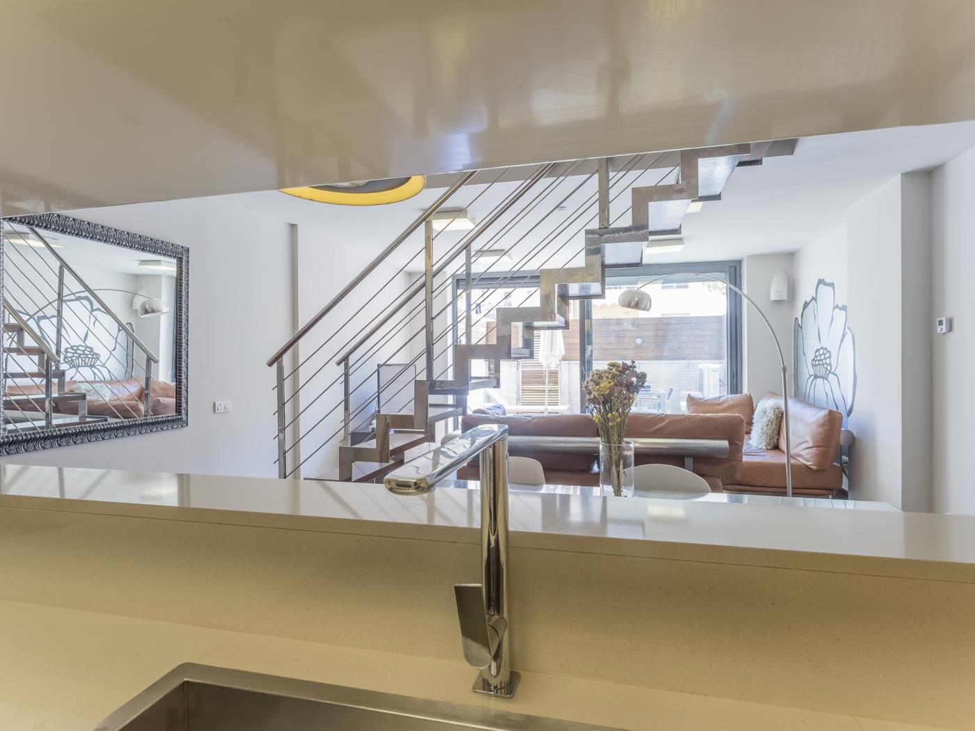 شقة مع تراس وبركة بالقرب من حديقة غويل - My Space Barcelona شقة