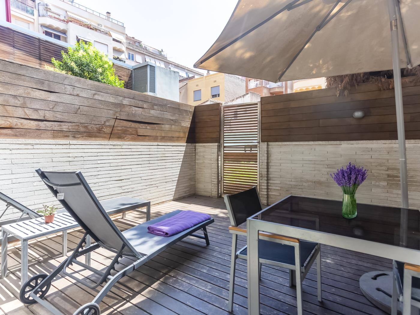 تراس وحمام سباحة بالقرب من مركز برشلونة - My Space Barcelona شقة