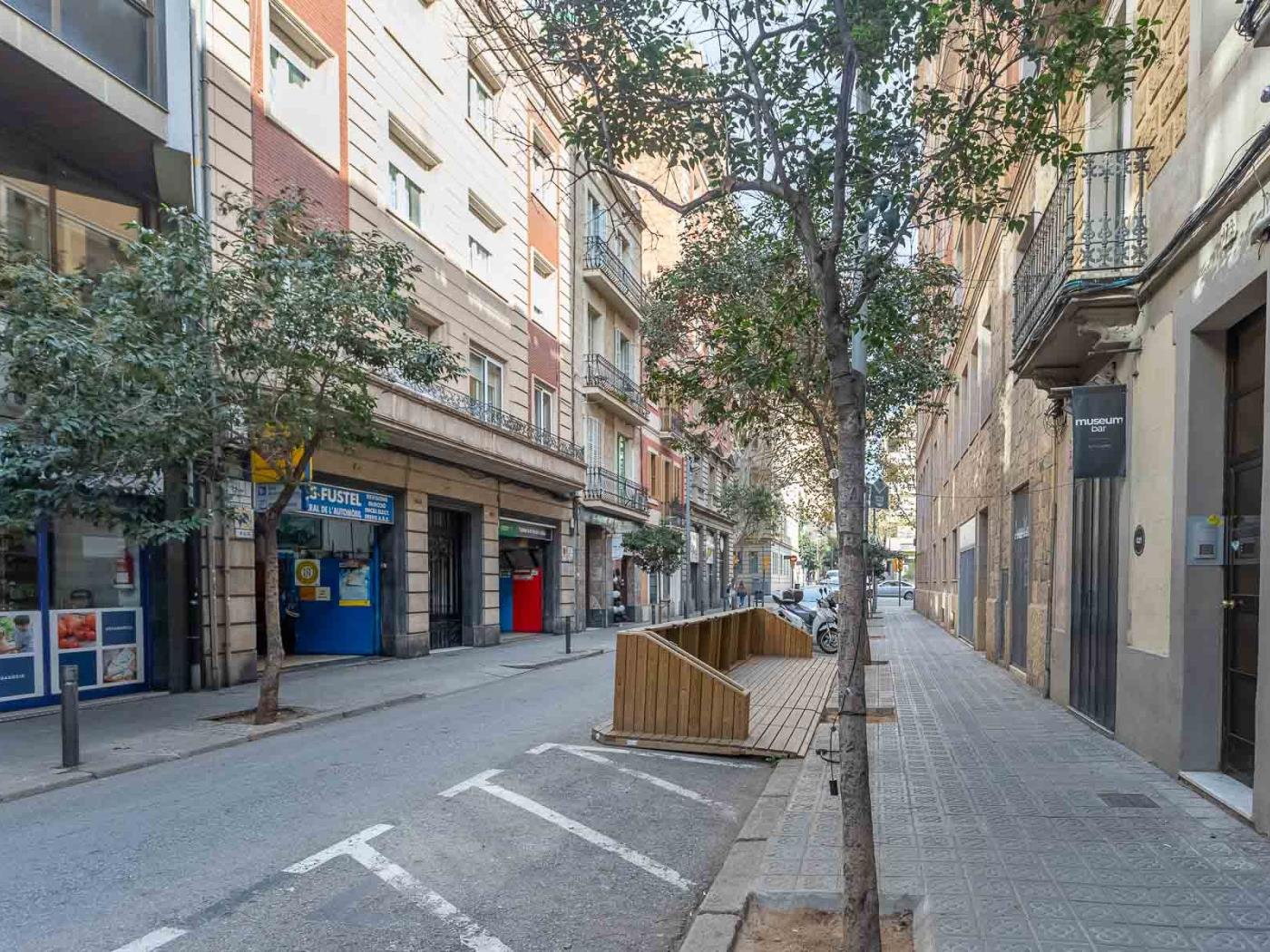 My Space Barcelona Industrial Loft مع تراس خاص في Sant Gervasi يتسع لـ 5 أشخاص - My Space Barcelona شقة