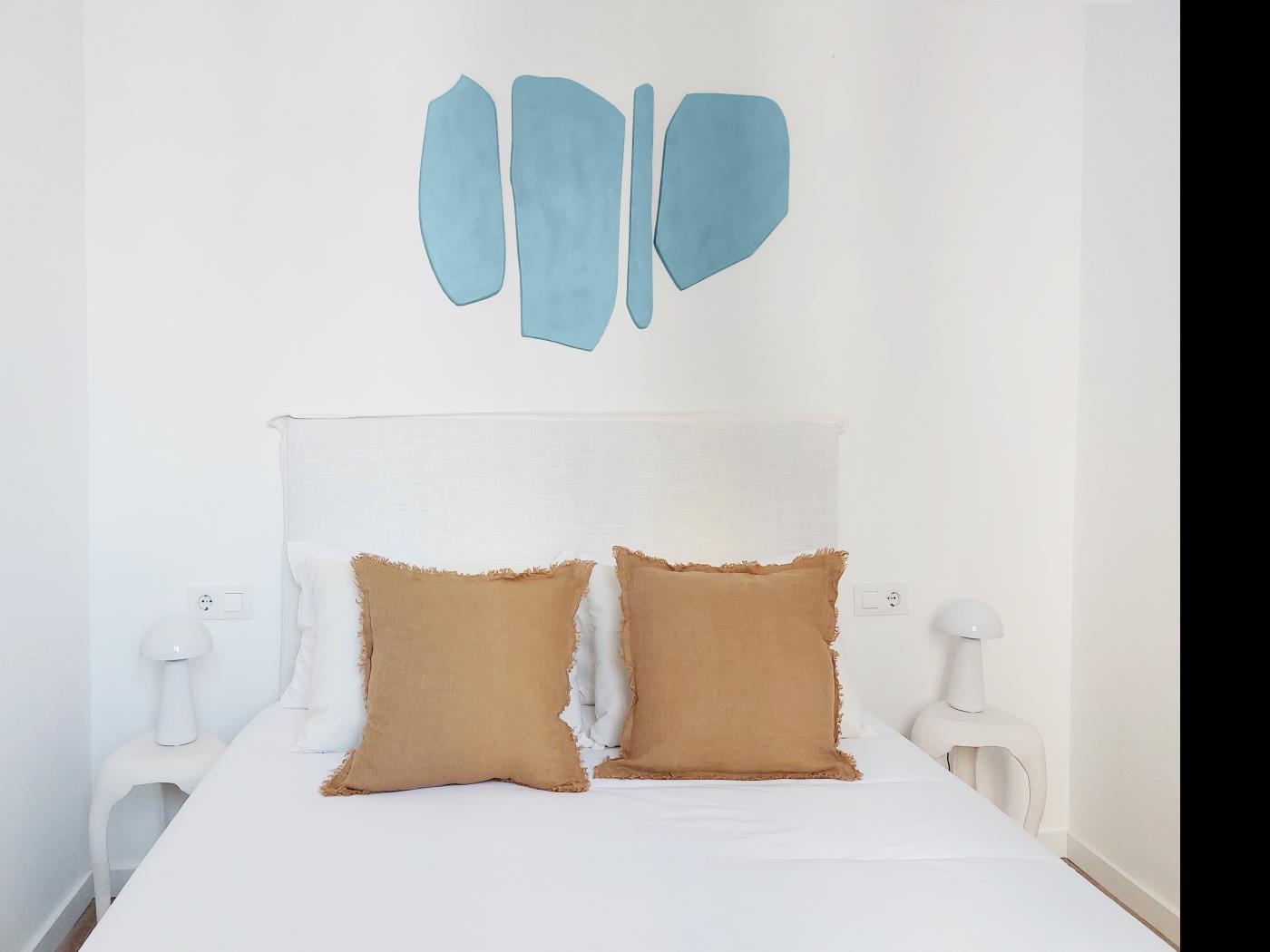 العنوان: شقة مشرقة من 3 غرف نوم مع تراس في حي إيشامبلي ببرشلونة - My Space Barcelona شقة