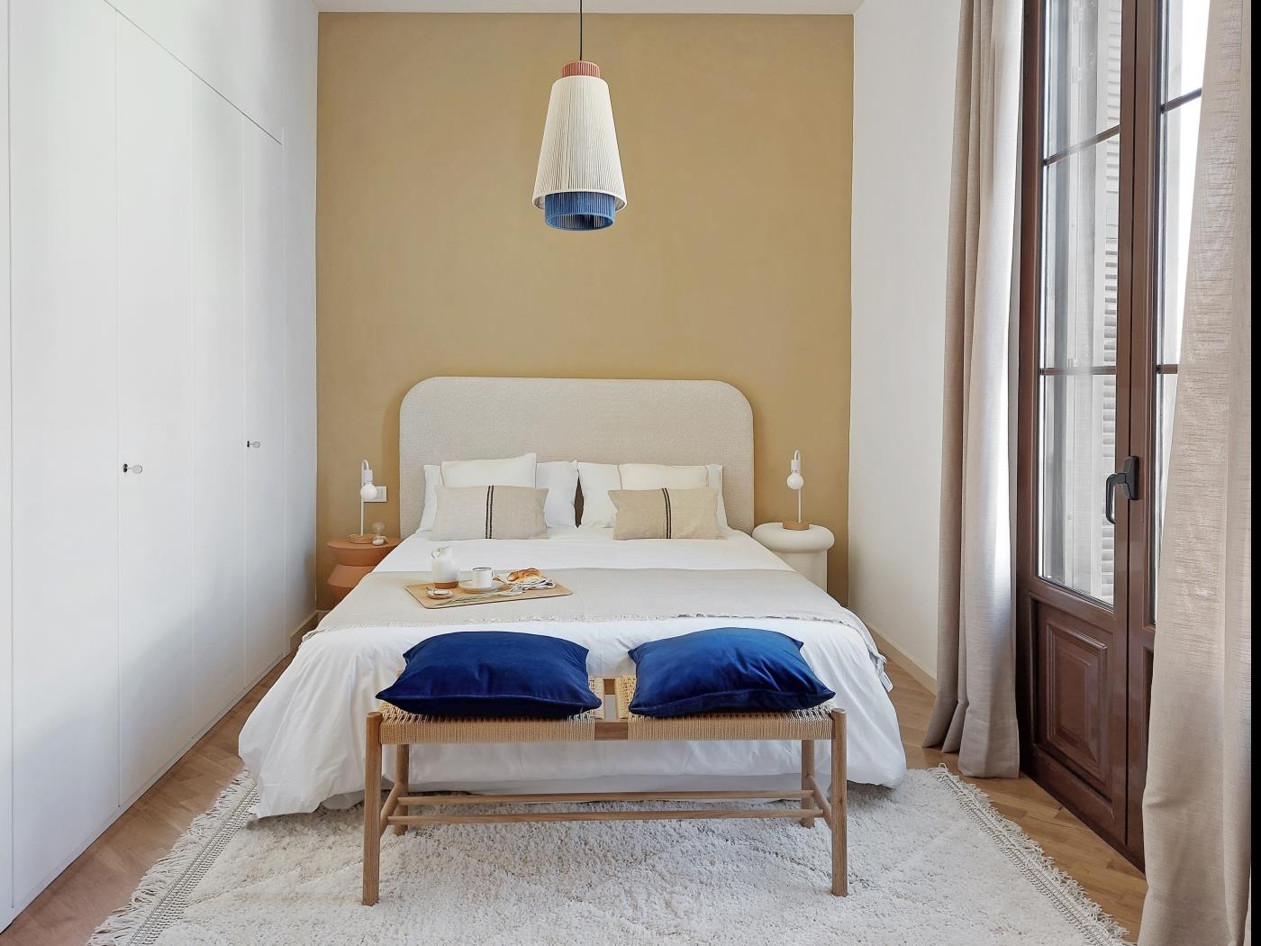شقة مفروشة من غرفتين وحمامين مقابل فندق بالاس. متاحة من 15 أغسطس. - My Space Barcelona شقة