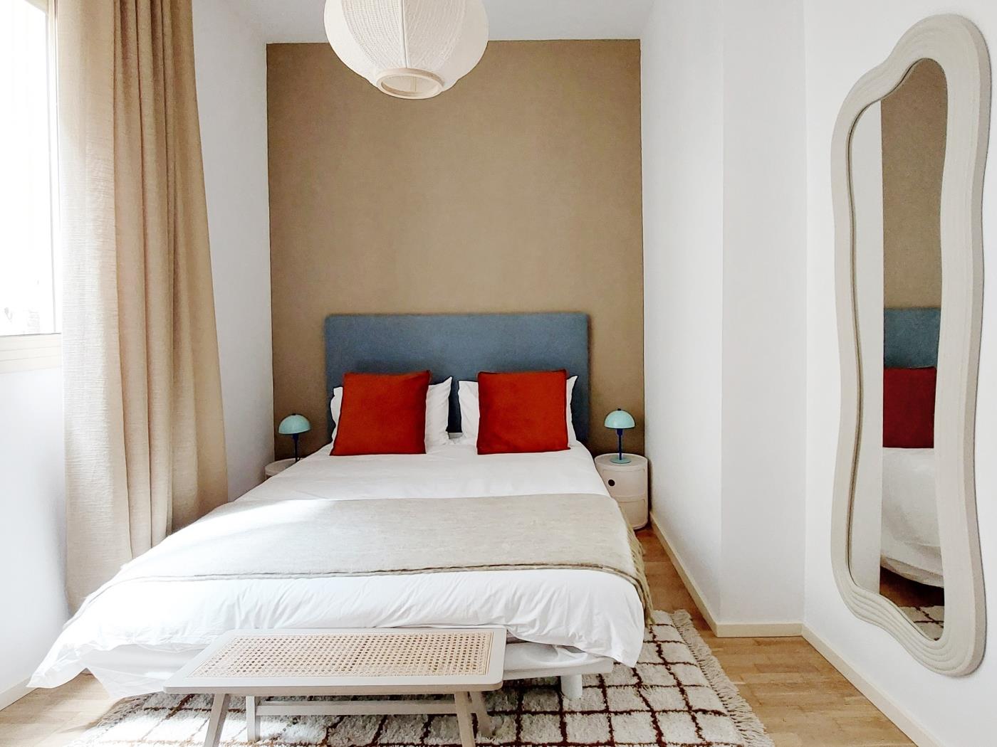 شقة مشرقة من غرفتين بجانب فندق بالاس – وسط برشلونة - My Space Barcelona شقة