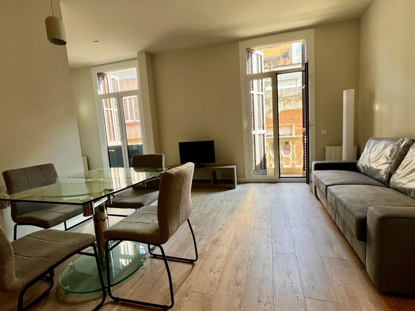 شقة لوفت مشرقة مُجددة بشرفة في منطقة سكنية - My Space Barcelona شقة